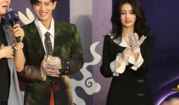 任嘉伦白鹿吃瓜,吃瓜群众直呼“太甜了！”