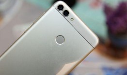 华为员工吃瓜群众,华为员工视角下的吃瓜群众众生相